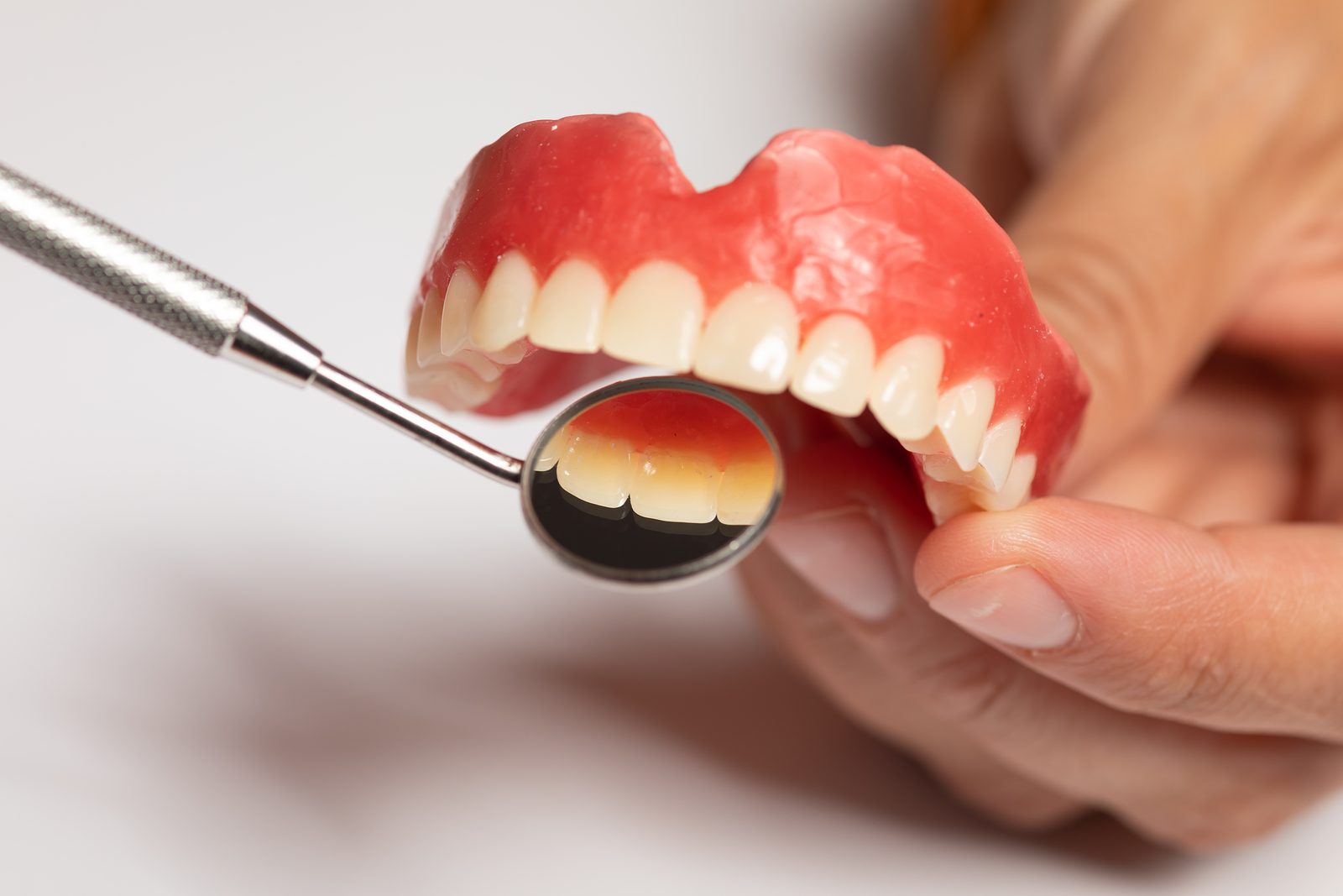 What are Popular Materials for Making Dentures? Dentist of Miami and