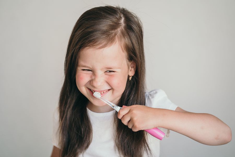 How to Maintain Your Toothbrush Properly