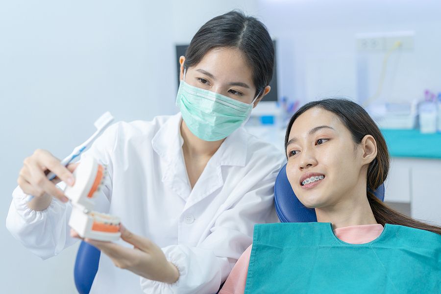 tips-to-stay-calm-and-relaxed-during-dental-procedures-g-larry