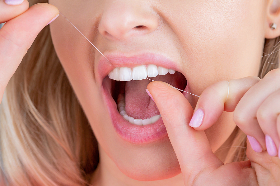 Importance of Using Dental Floss. How Should We Use It?