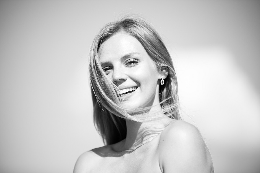 This is a thumbnail image of blog White, Stain-free Teeth are no longer a Dream, Thanks To Zoom Whitening! This is a thumbnail image of blog White, Stain-free Teeth are no longer a Dream, Thanks To Zoom Whitening!