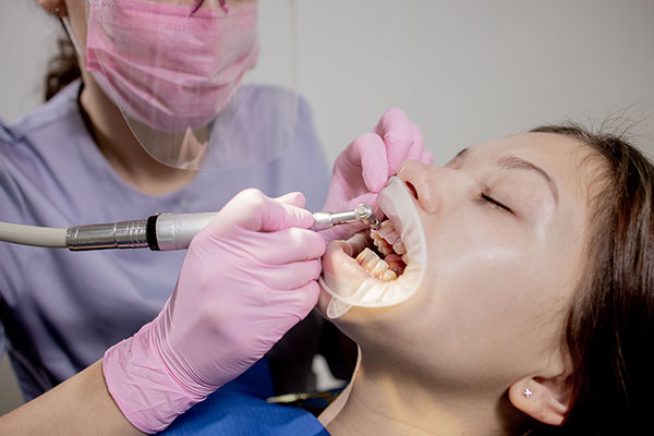 Dentists In Lansdowne