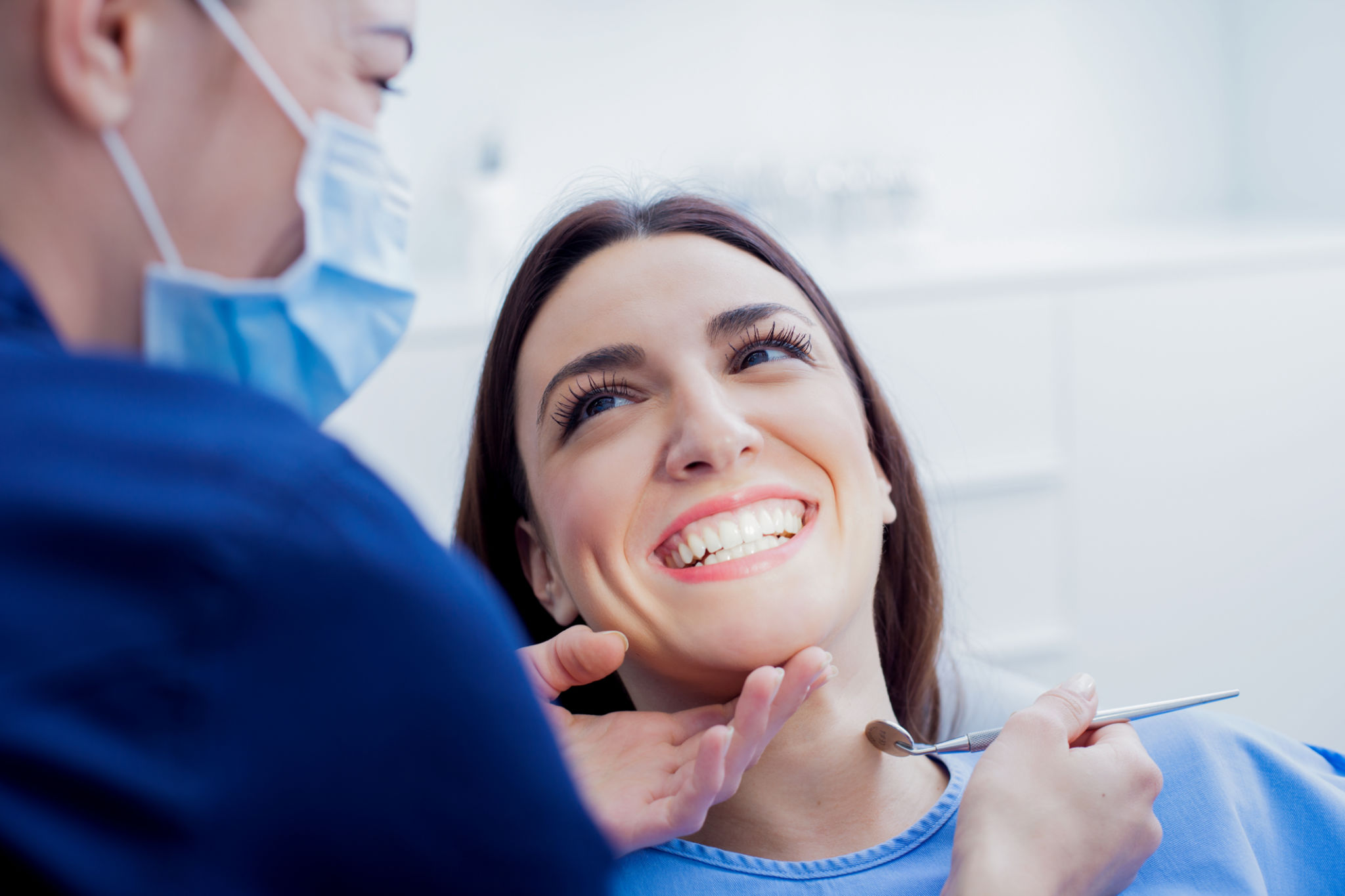 Ask Your Fort Worth Dentist: Should I Get Metal or Clear Braces