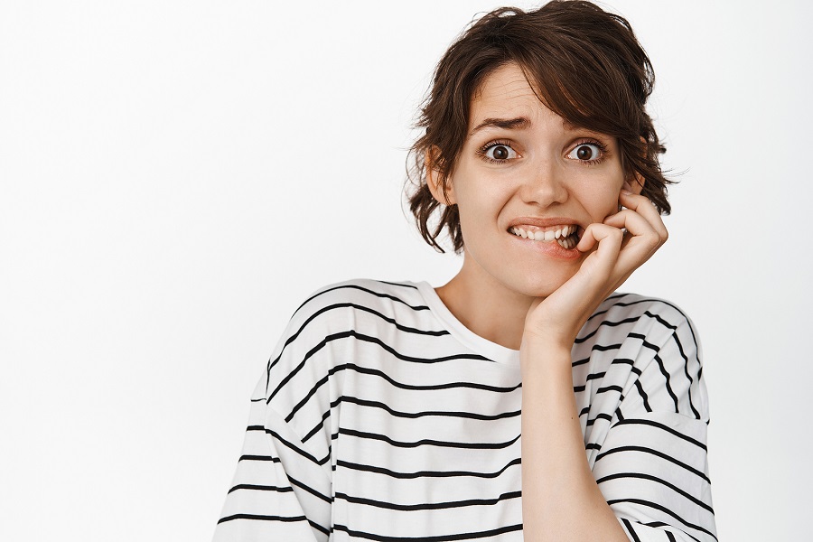 TOOTH LOSS COMPLICATIONS CAN BE PREVENTED BY A DENTAL IMPLANT