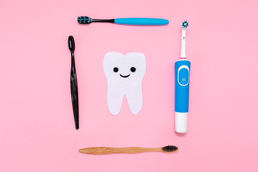 Which are Better: Electric or Manual Toothbrushes?