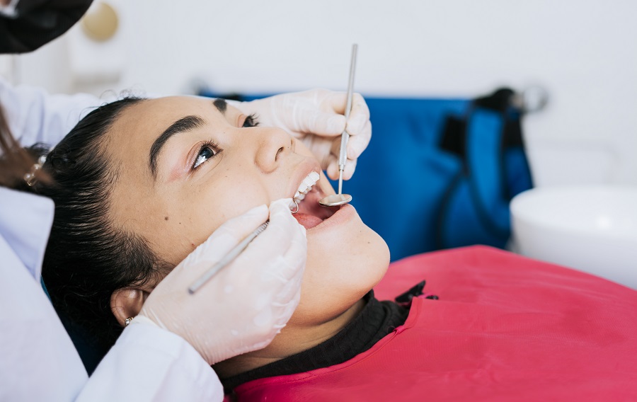 Health Benefits of Regular Dental Cleaning Visits Nicole E. Kuske