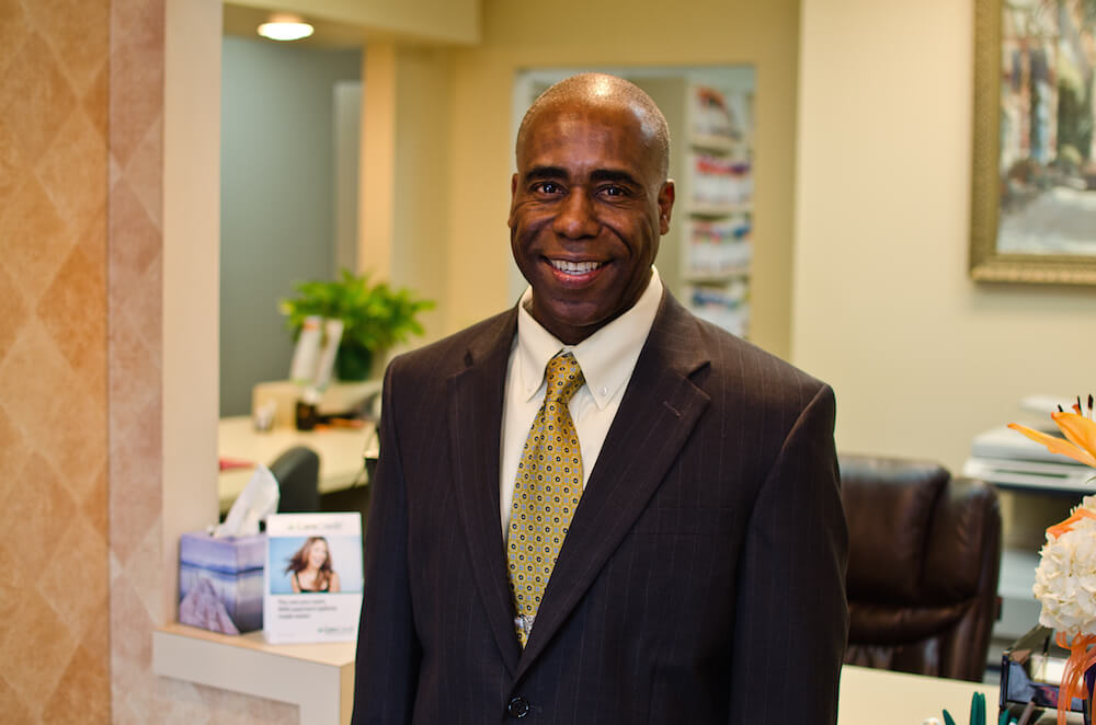 Dentist Mobile, AL Smile Center Inc. Mobile, AL Dentist Dentist 36608