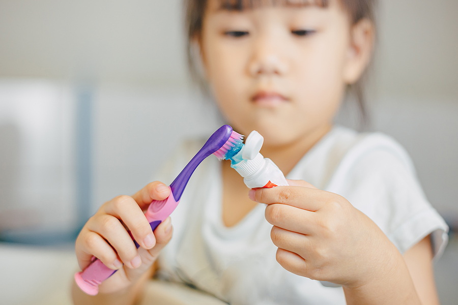 How to Help a Child Who Won't Brush Their Teeth